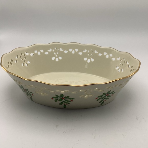 Lenox Holiday Pierced Oval Bowl - Picture 1 of 6